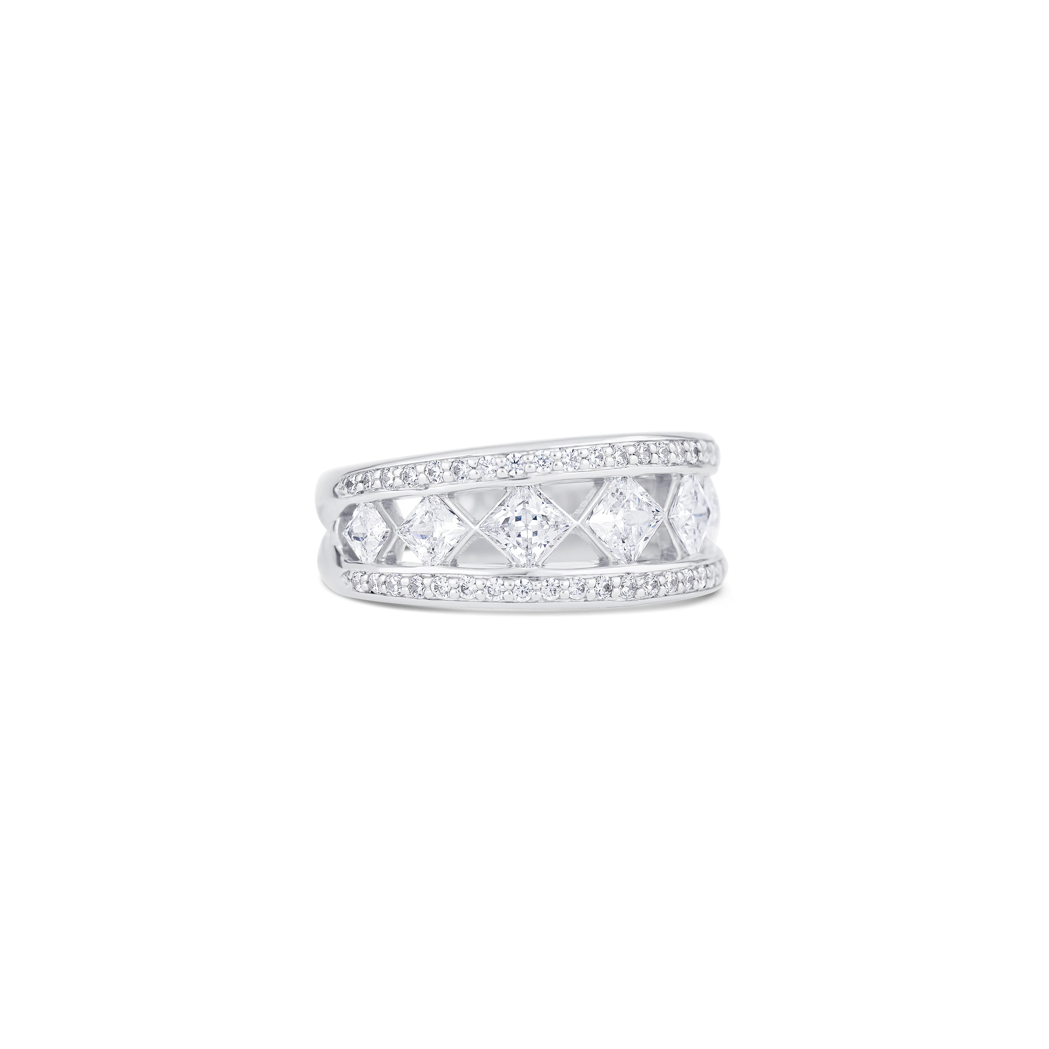 14K White Gold Princess Diamond Center Round Diamond Pavé Edge Band - Image 3