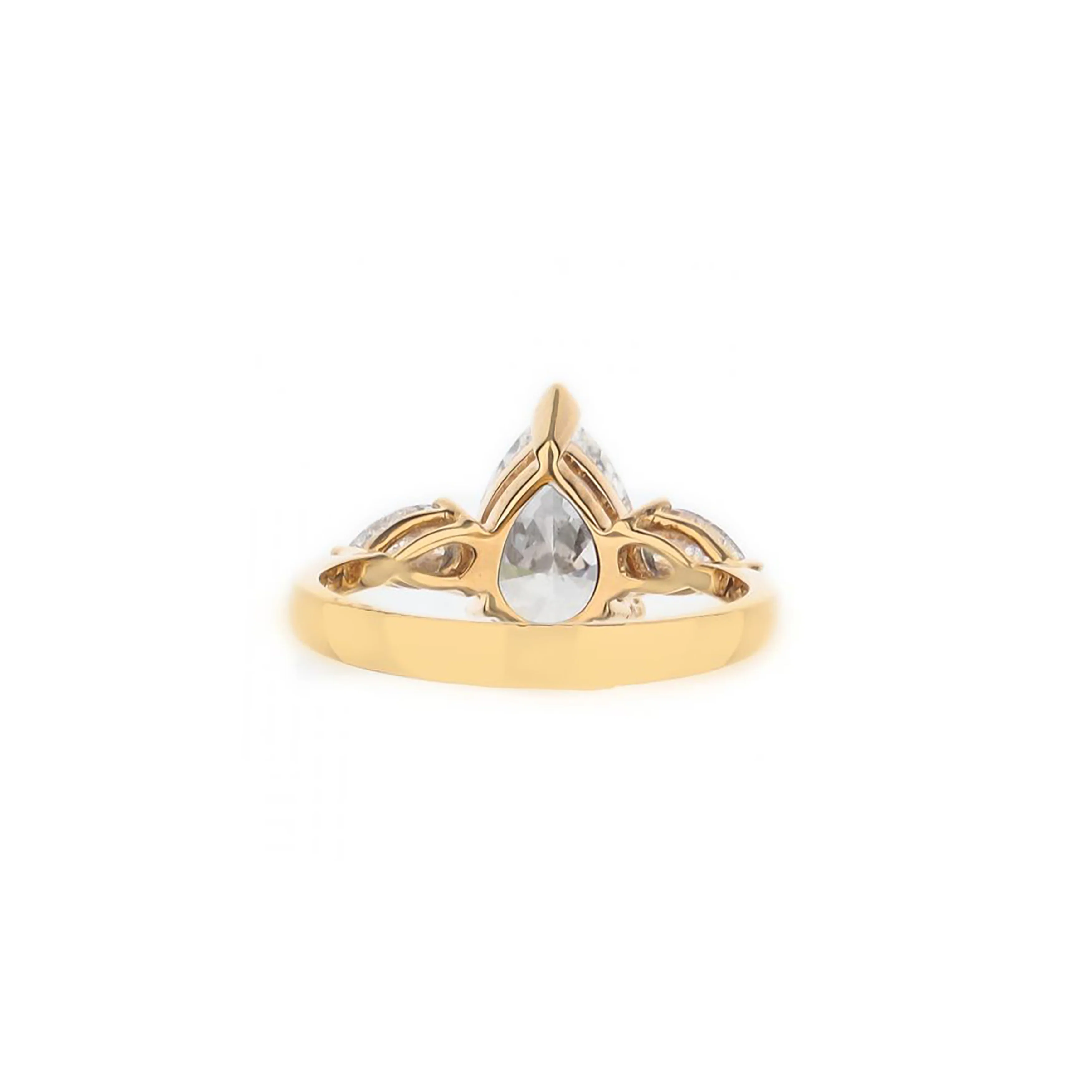 18K Rose Gold Pear Shaped Three Stone Engagement Ring - Image 4
