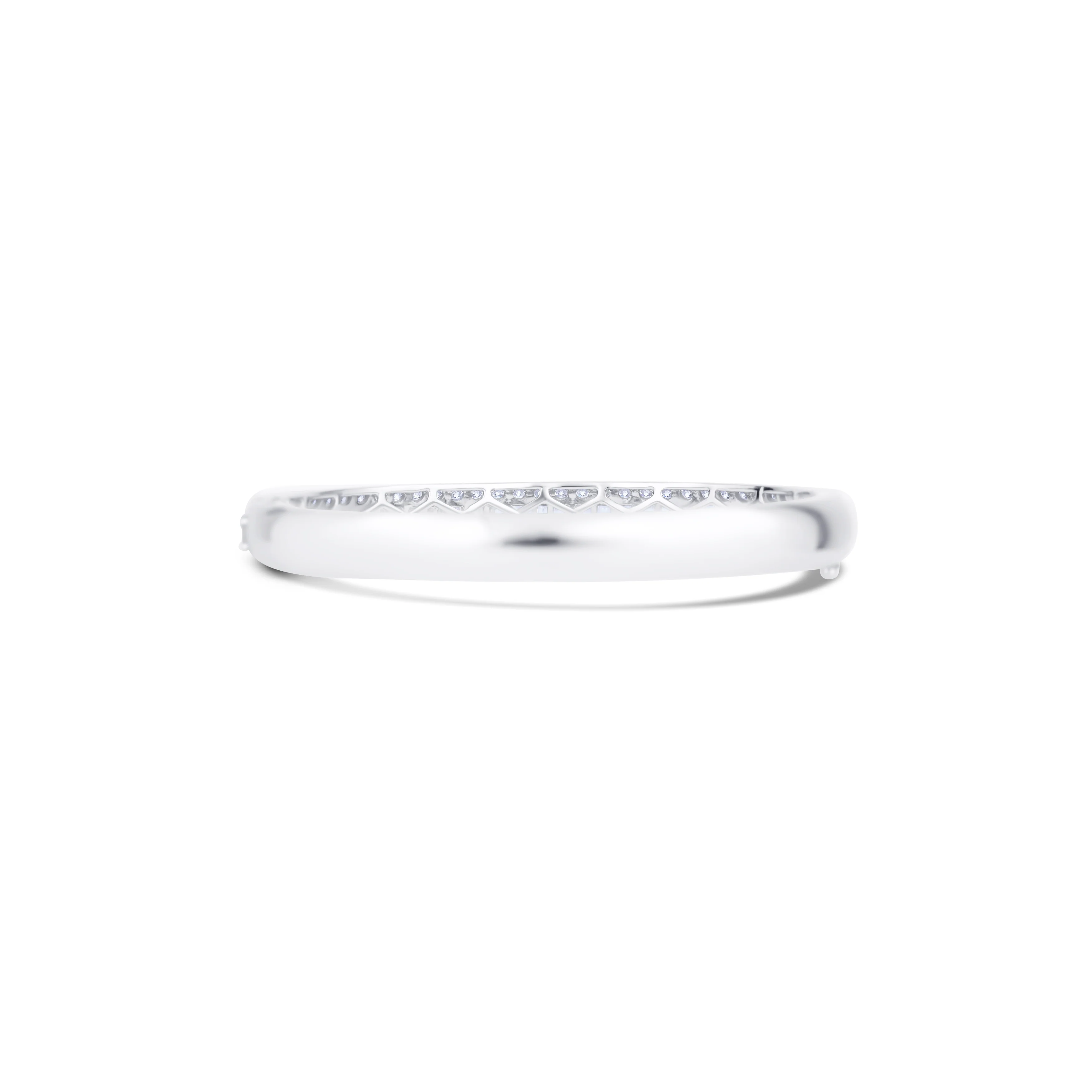 18K White Gold Diamond Bangle - Image 4
