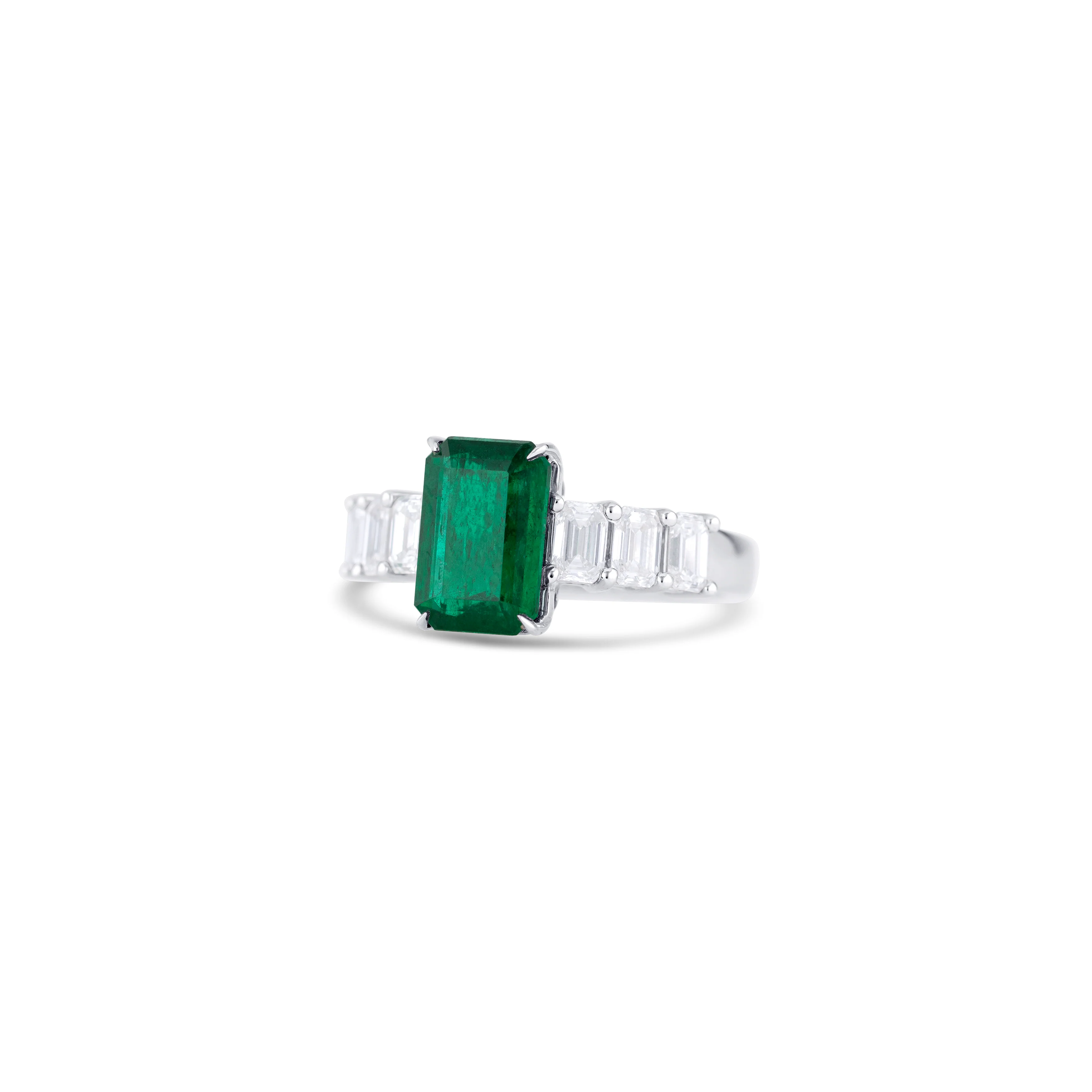 18K White Gold Emerald And Diamond Ring - Image 2