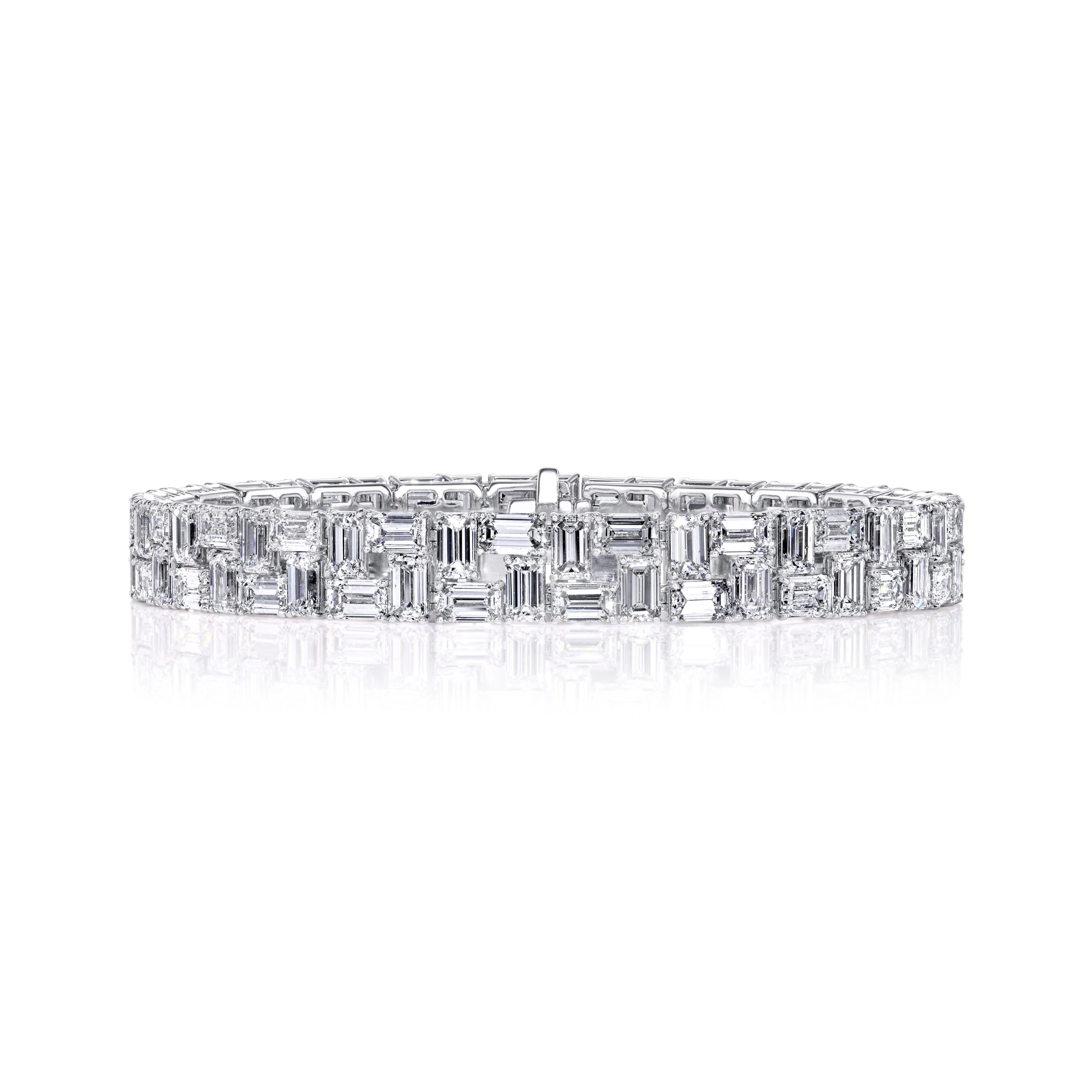 18k White Gold Emerald Cut Diamond Bracelet