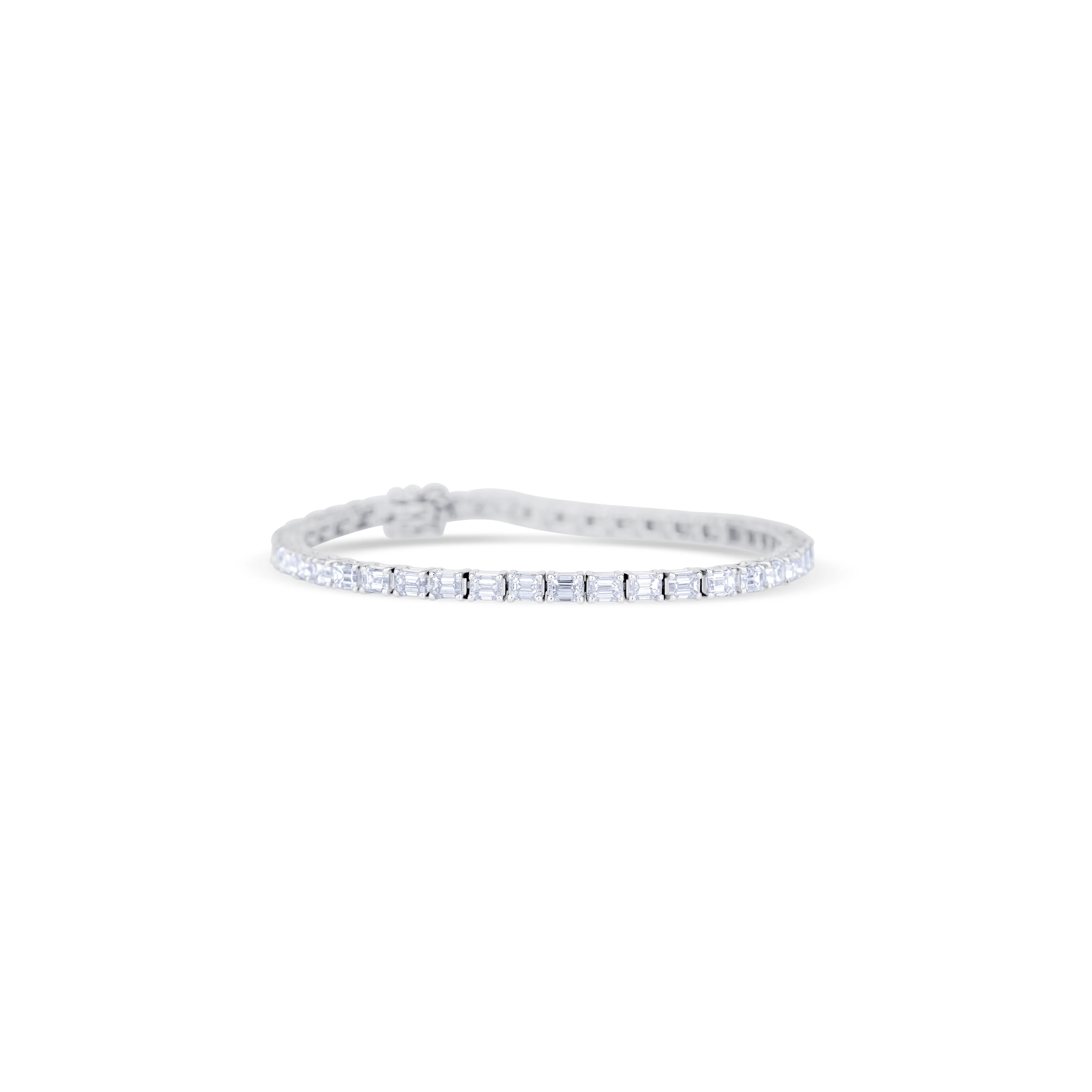 18K White Gold Emerald Cut Diamond Line Bracelet - Image 3