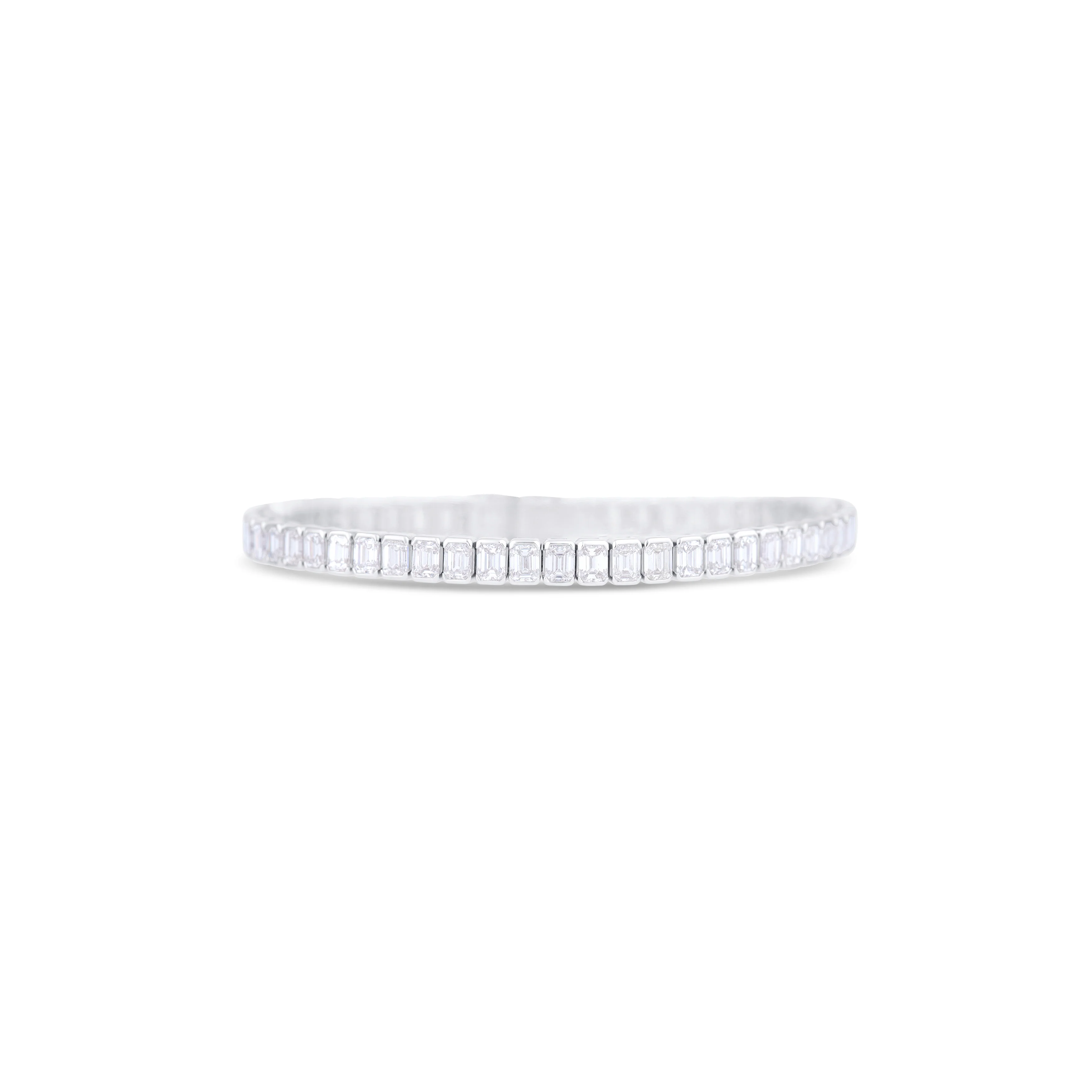 18K White Gold Emerald Cut Diamond Tennis Bracelet