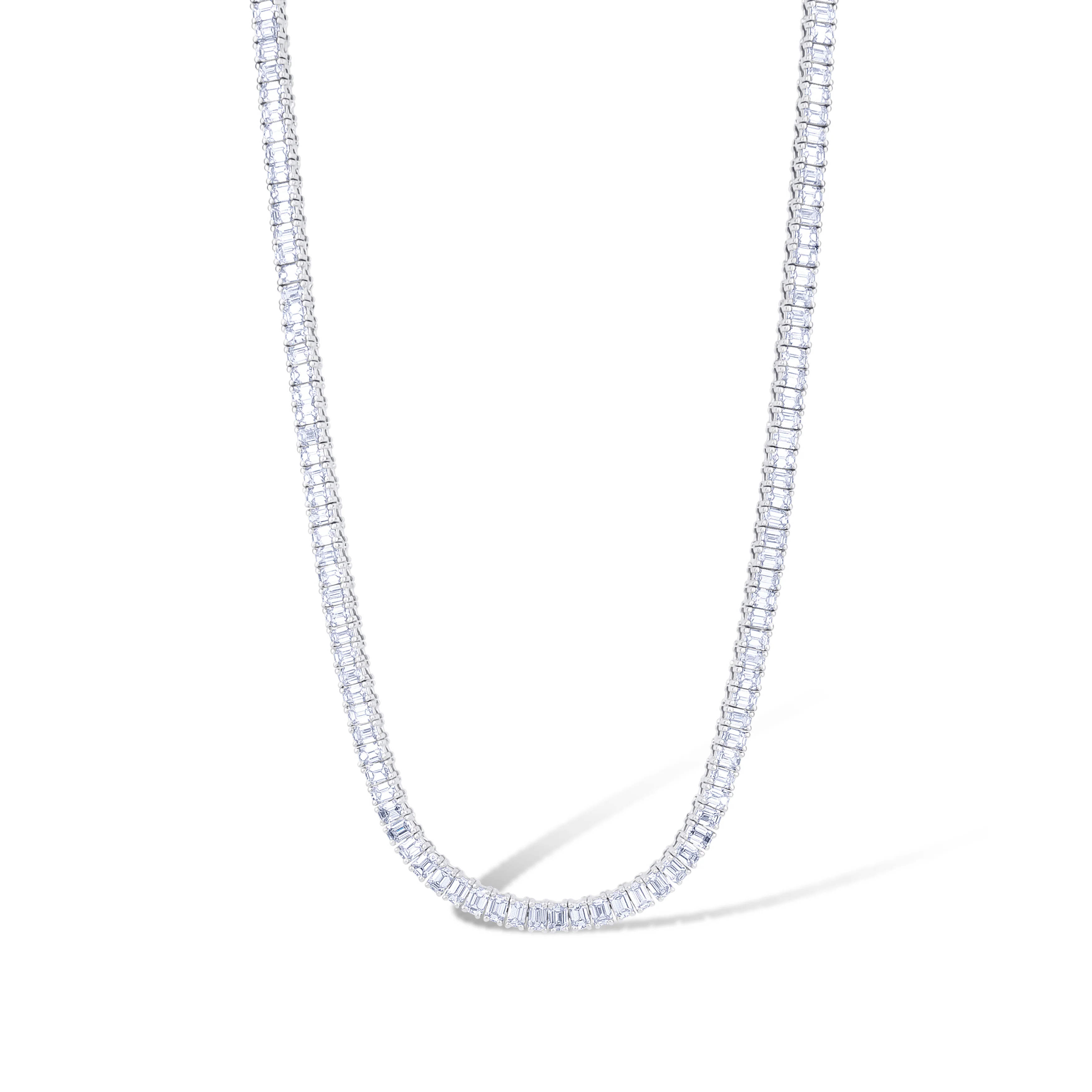 18K White Gold Emerald Cut Diamond Tennis Necklace