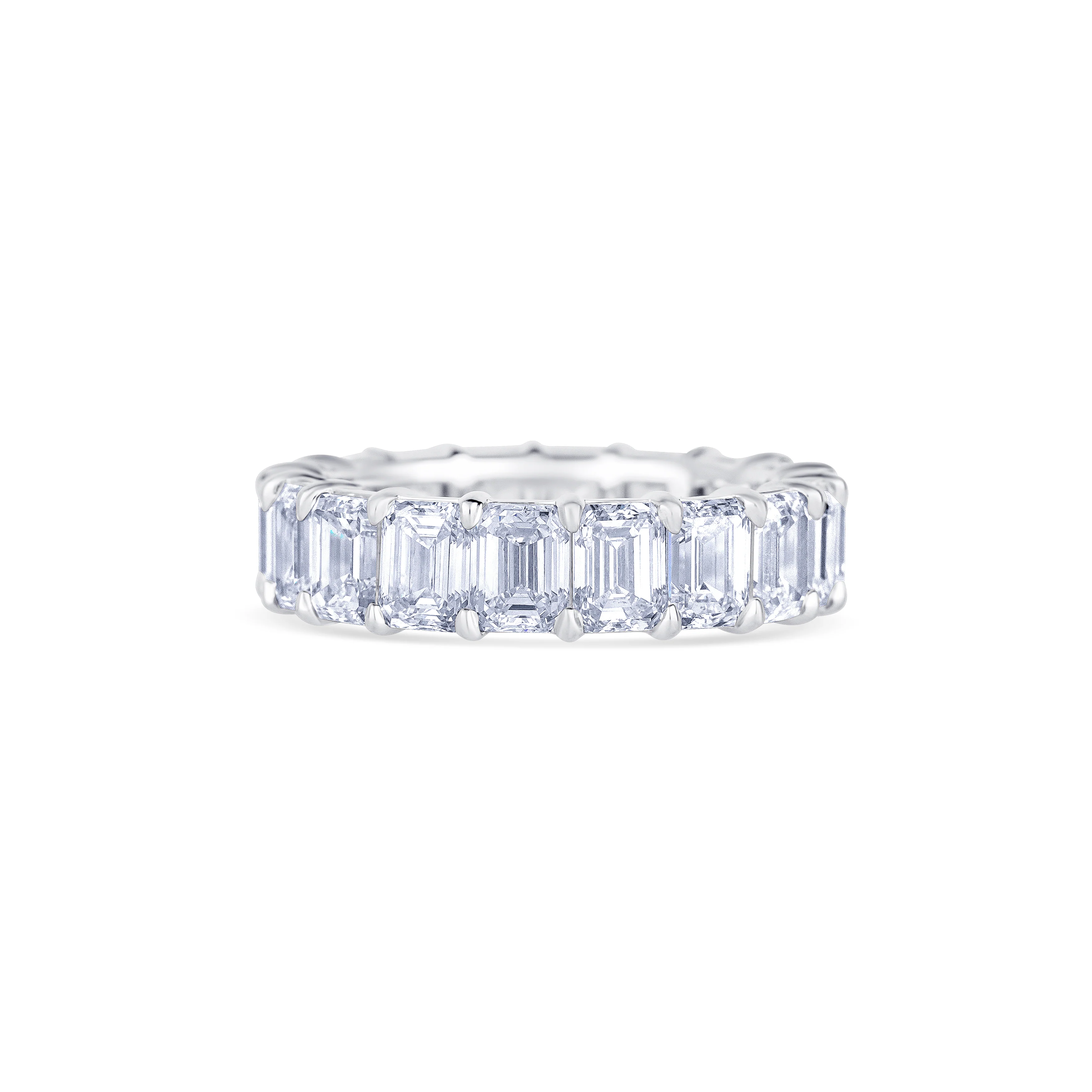 18K White Gold Emerald Cut Diamond Wedding Band - Image 2