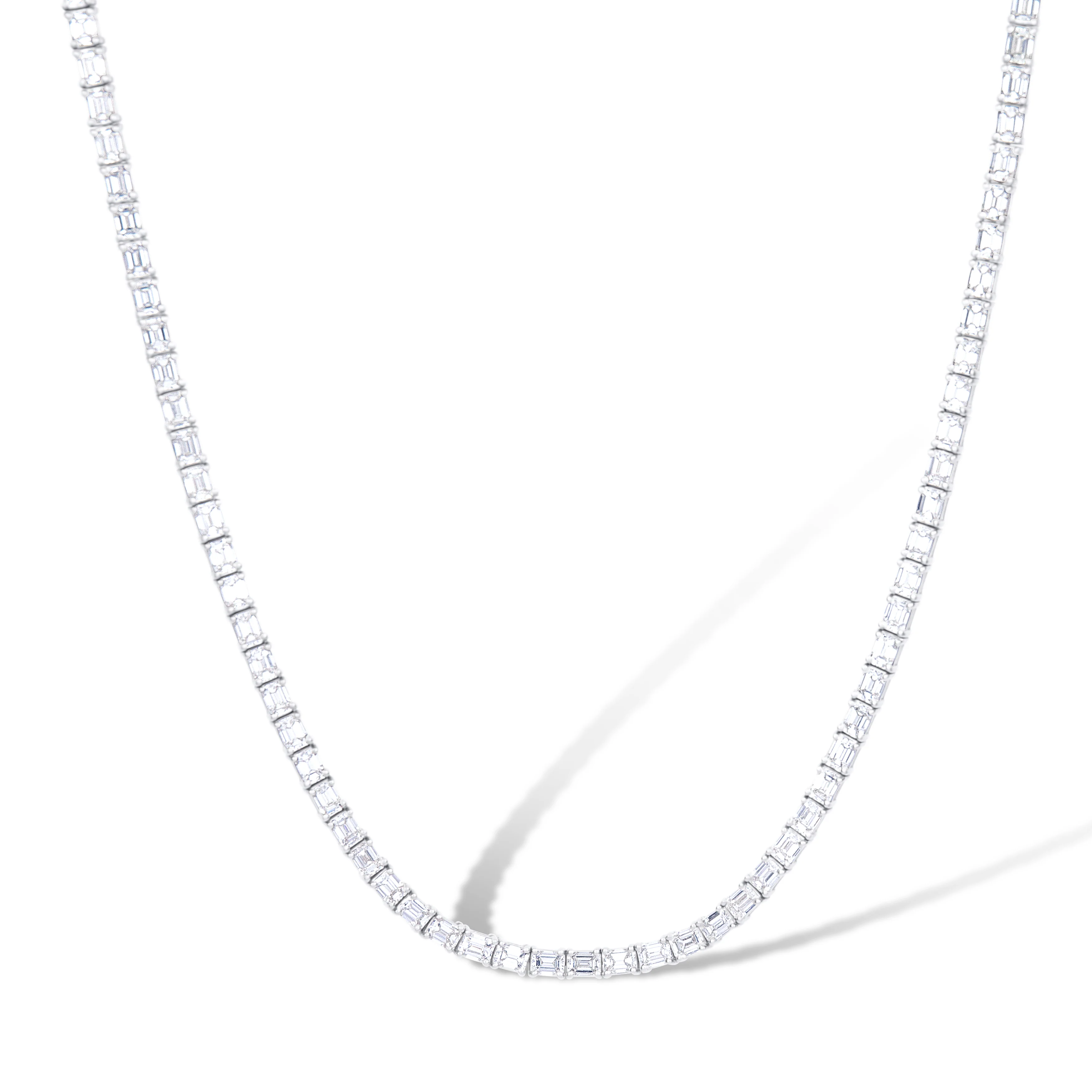 18K White Gold Emerald Tennis Necklace - Image 2