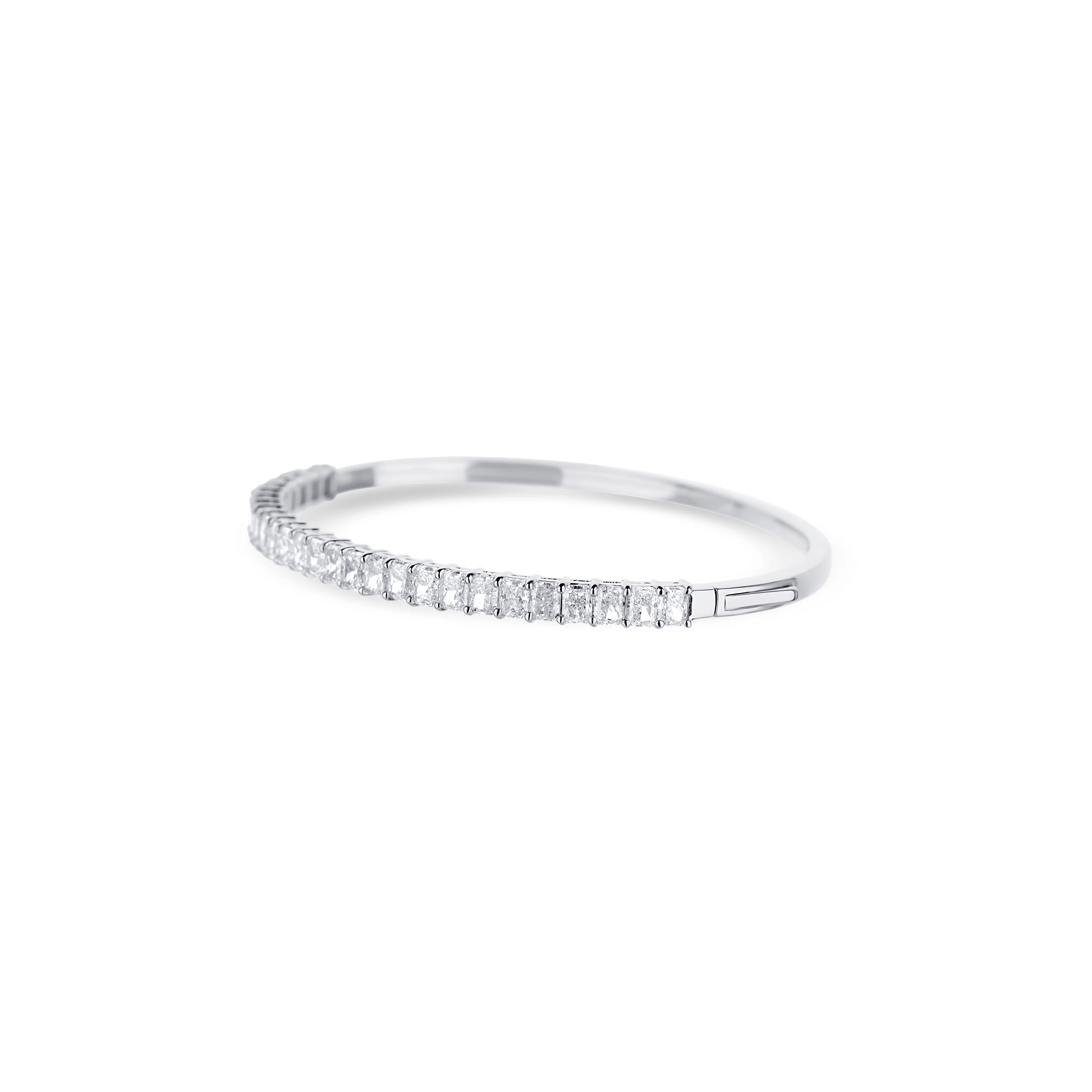 18K White Gold Half Emerald Cut Diamond Bangle - Image 3