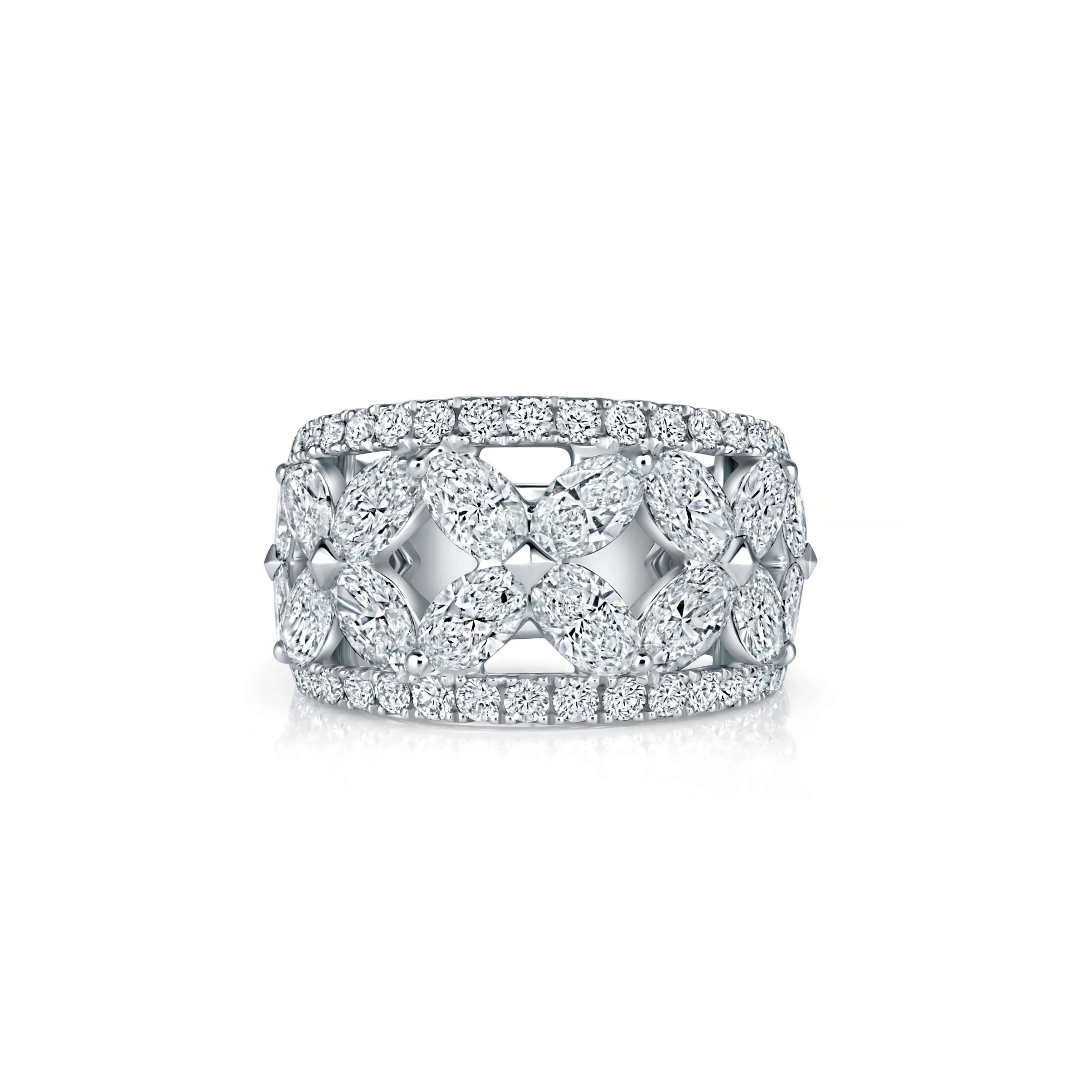 18k White Gold Oval and Round Diamond Flower Band