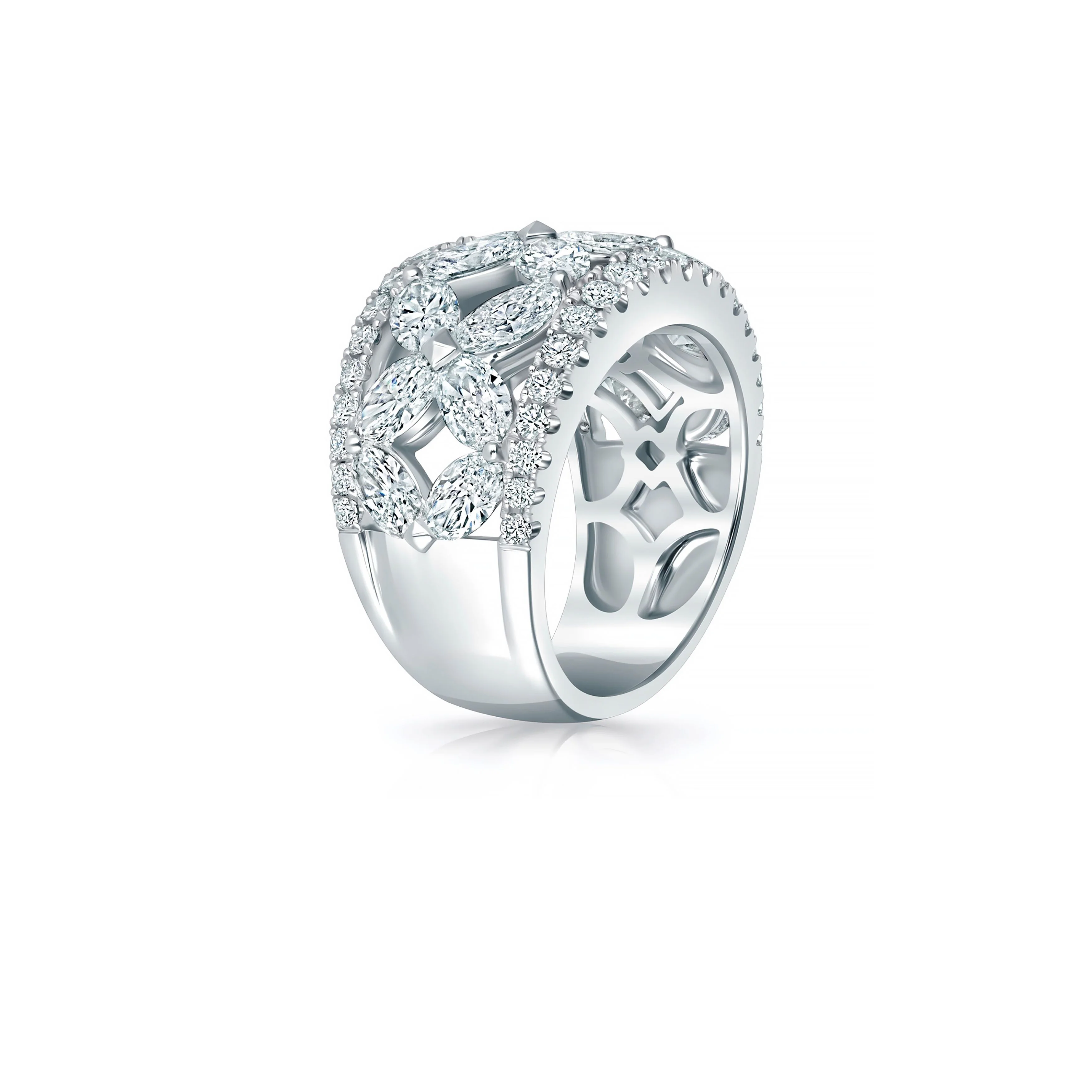 18k White Gold Oval and Round Diamond Flower Band - Image 2