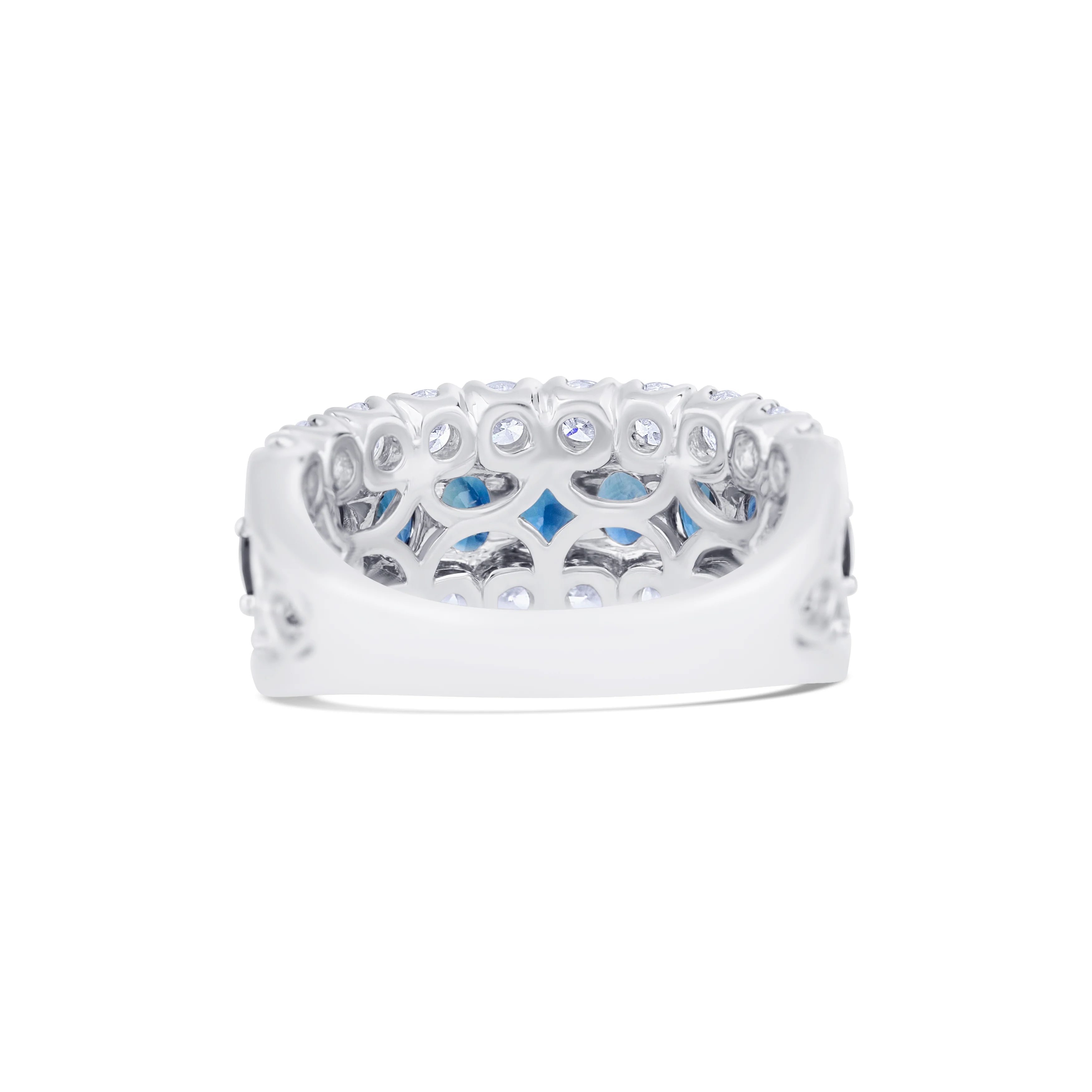 18K White Gold Oval Sapphire and Multi Shape Diamond Wedding Band - Image 4