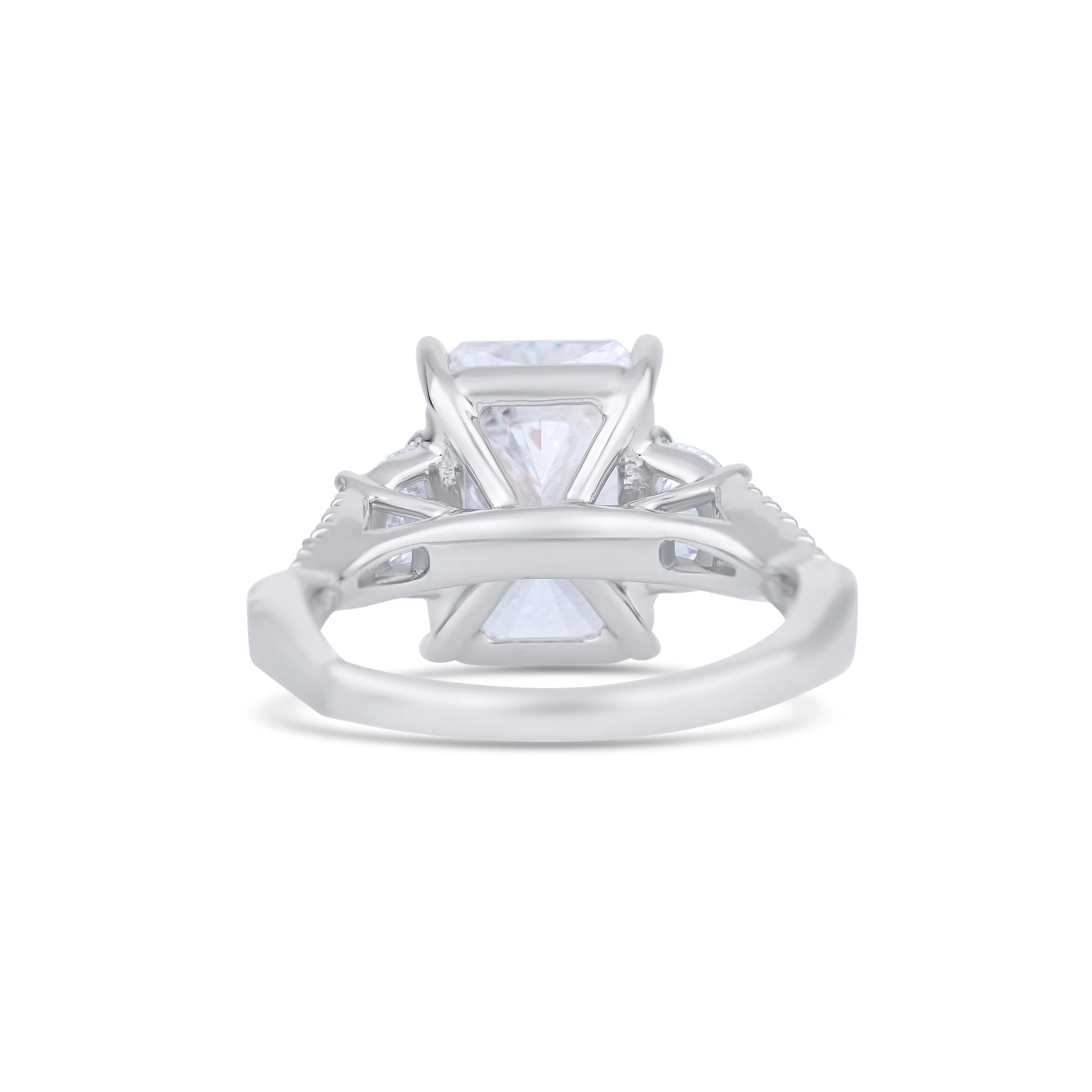 18K White Gold Radiant Lab-Grown Diamond Engagement Ring - Image 4