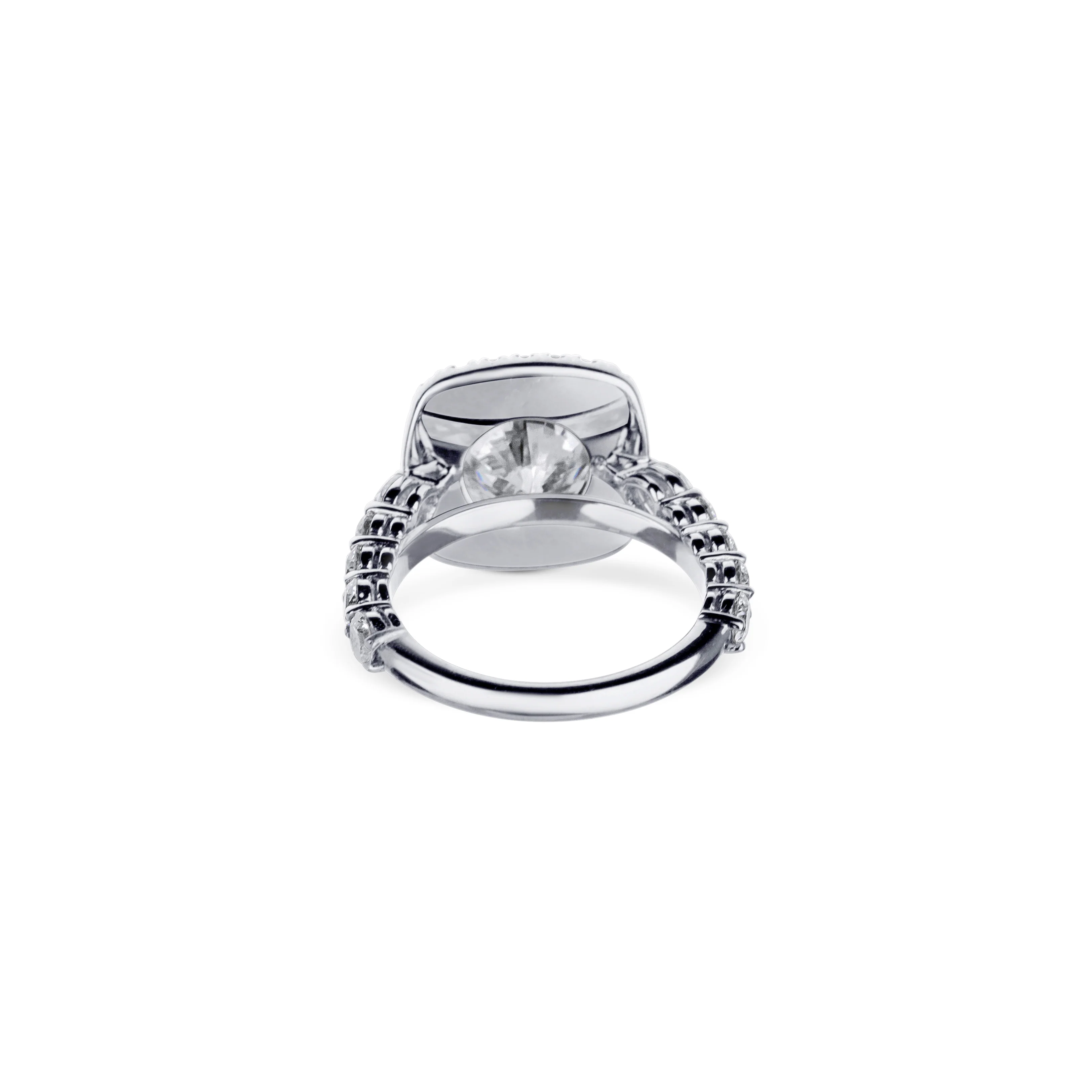 18K White Gold Round Center With 2 Pear Diamonds Engagement Ring With Halo - Image 4