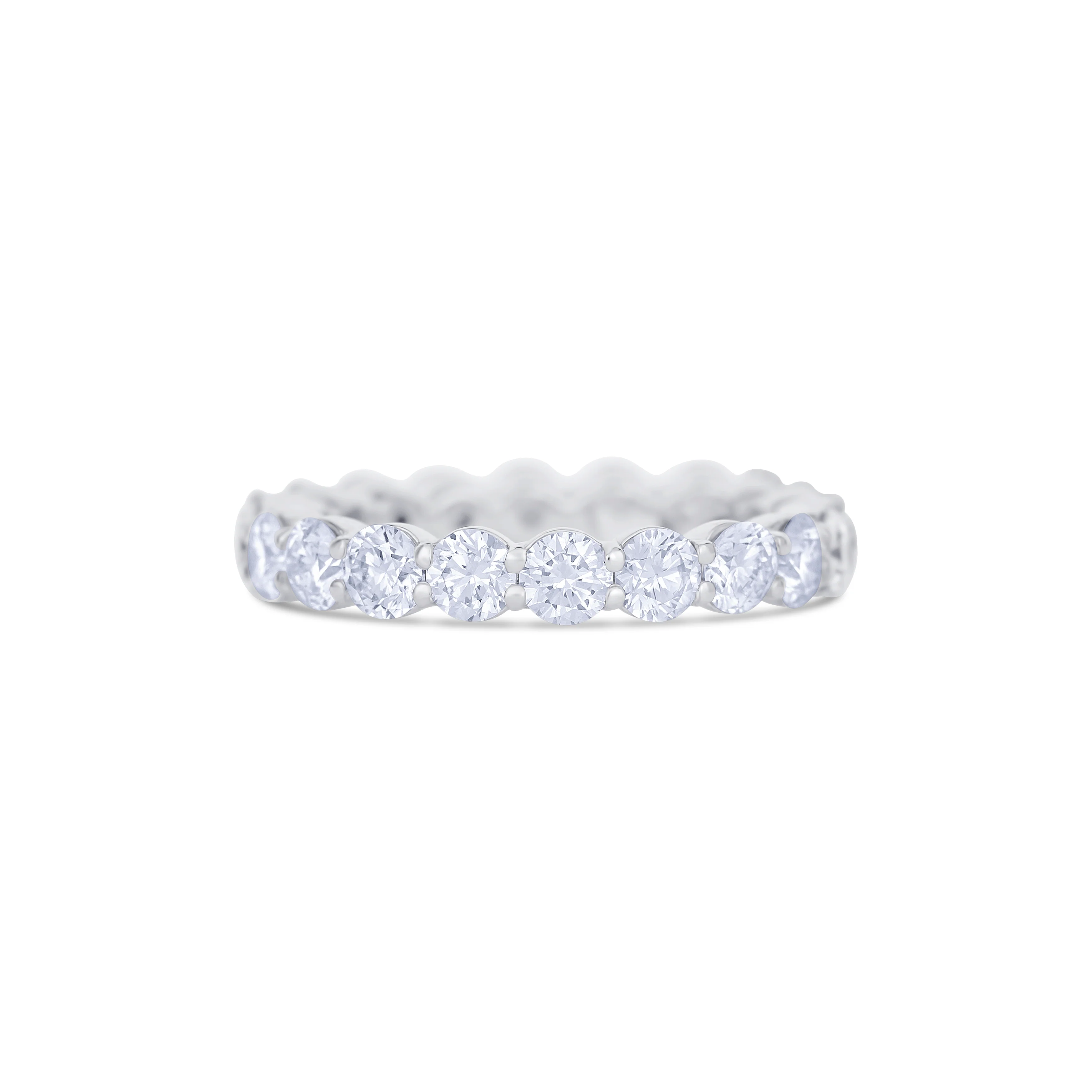 18K White Gold Round Cut Diamond Eternity Wedding Band
