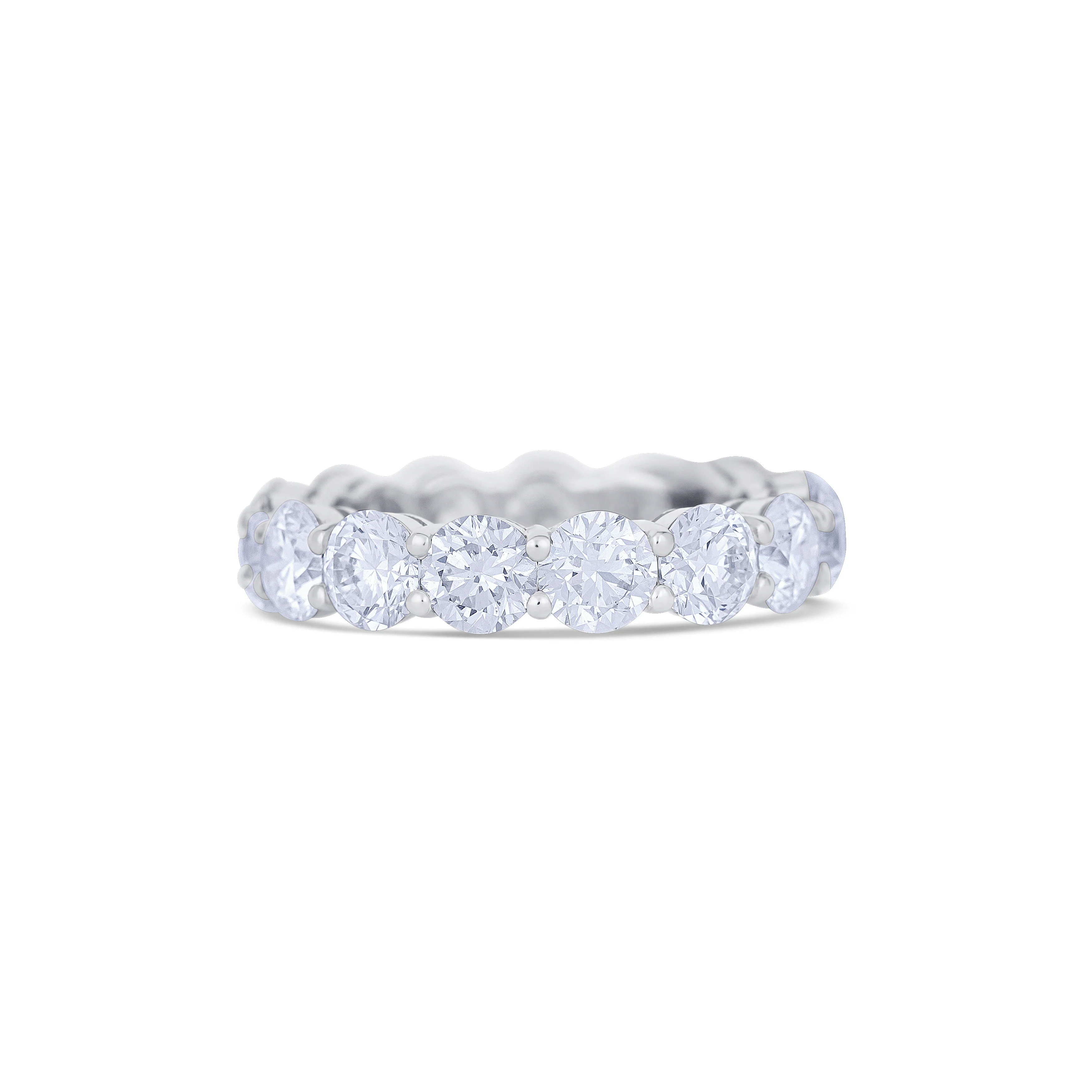 18K White Gold Round Cut Diamond Eternity Wedding Band - Image 2