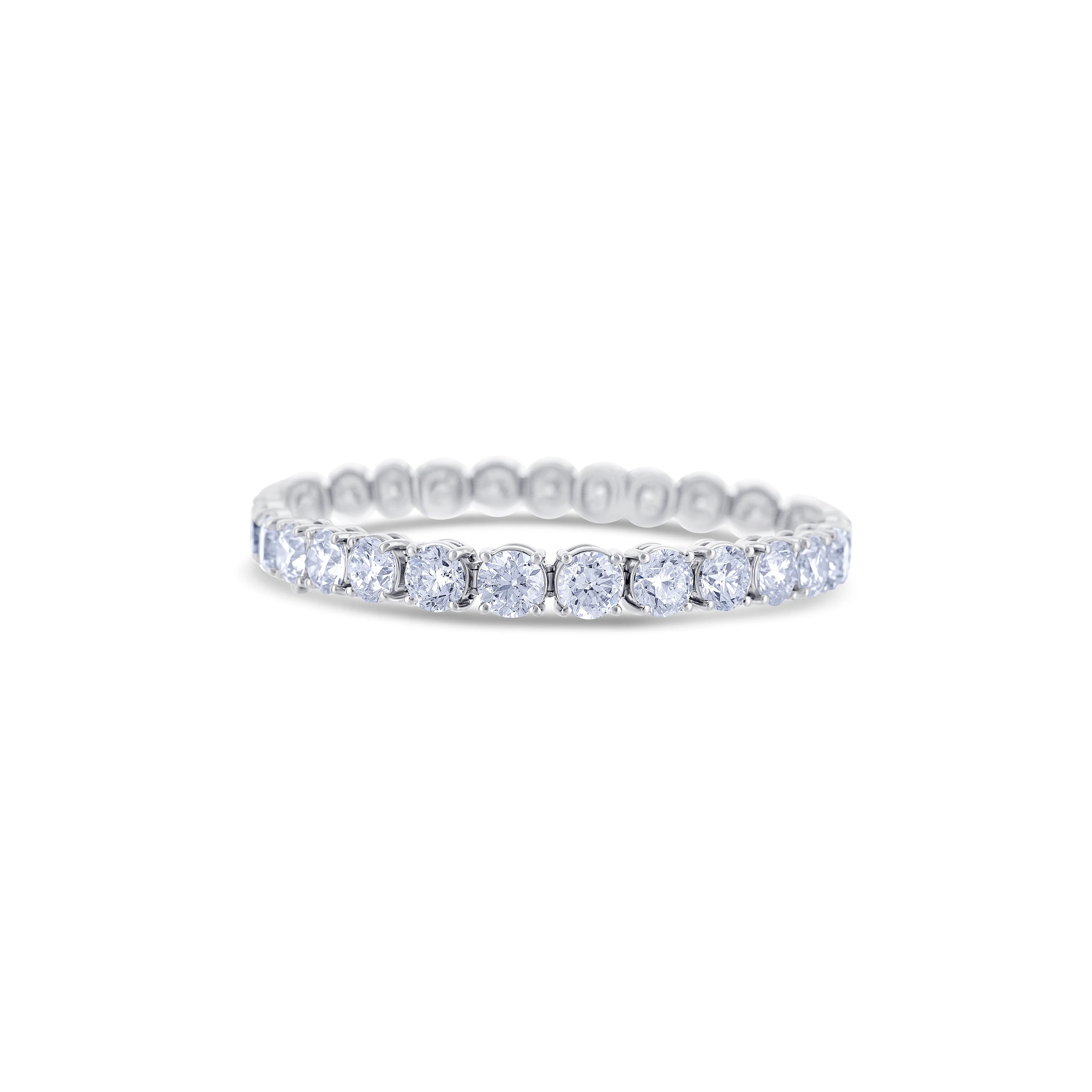 18K White Gold Round Cut Diamond Tennis Bracelet - Image 3
