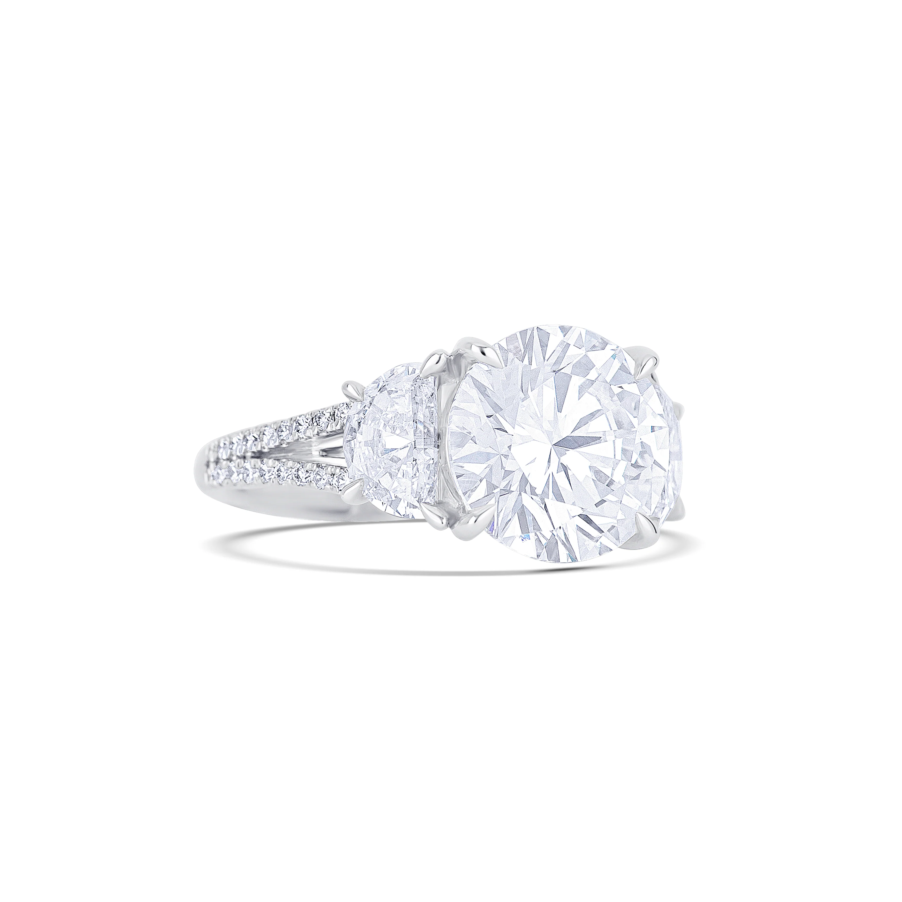 18K White Gold Round Lab-Grown Diamond Engagement Ring - Image 3