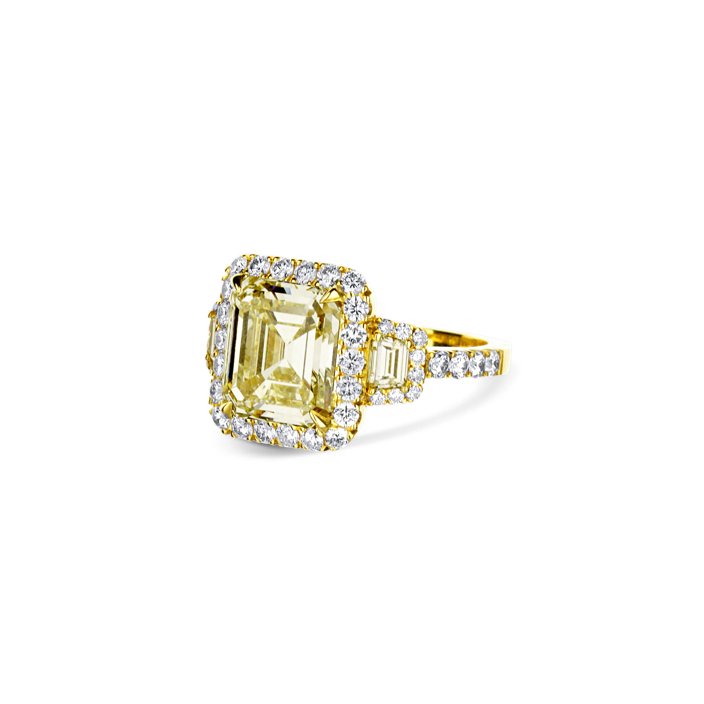 18K Yellow Gold Step Cut Engagement Ring With Cushion Side Stones And Halo - Image 2