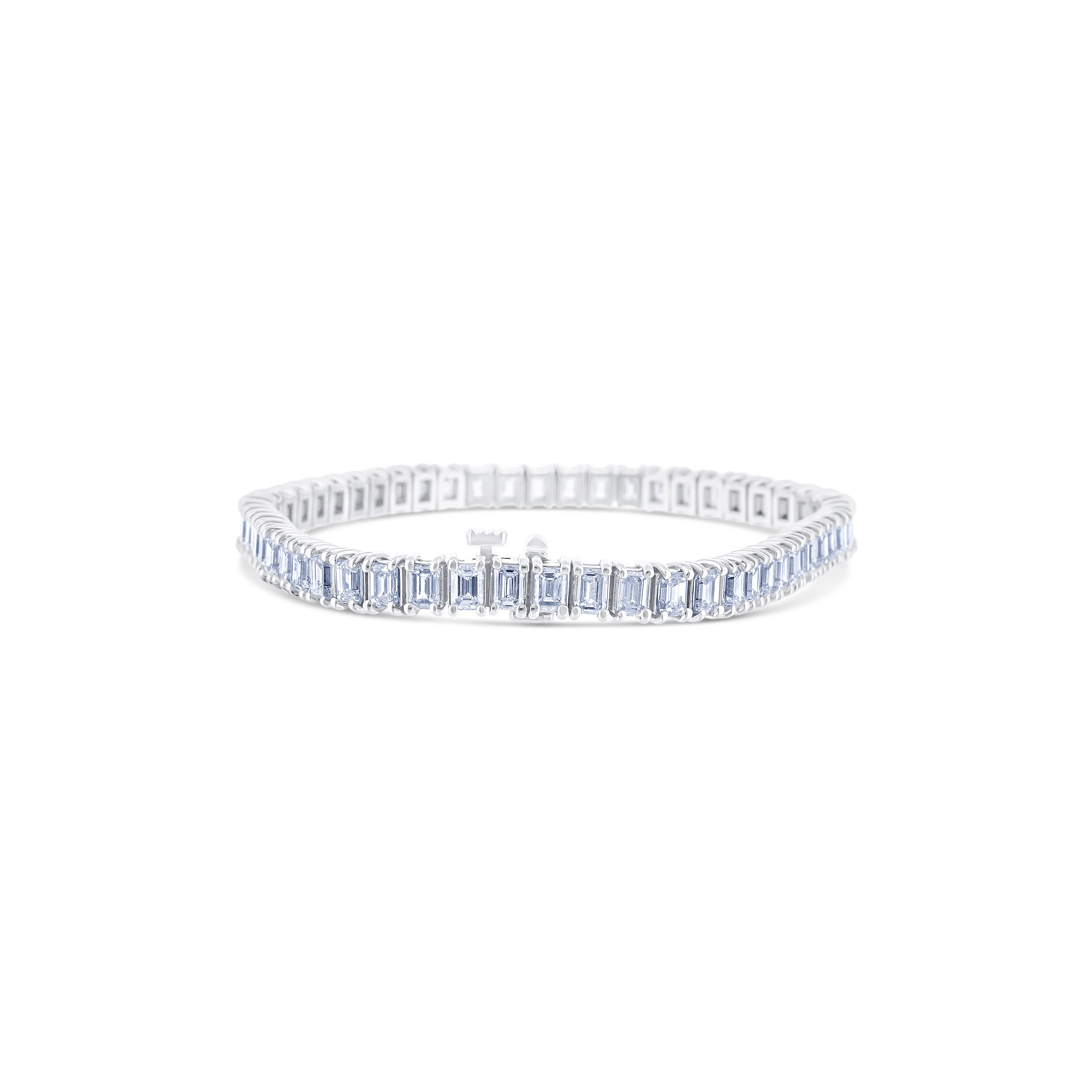 18K White Gold Emerald Cut Diamond Bracelet 7" - Image 4