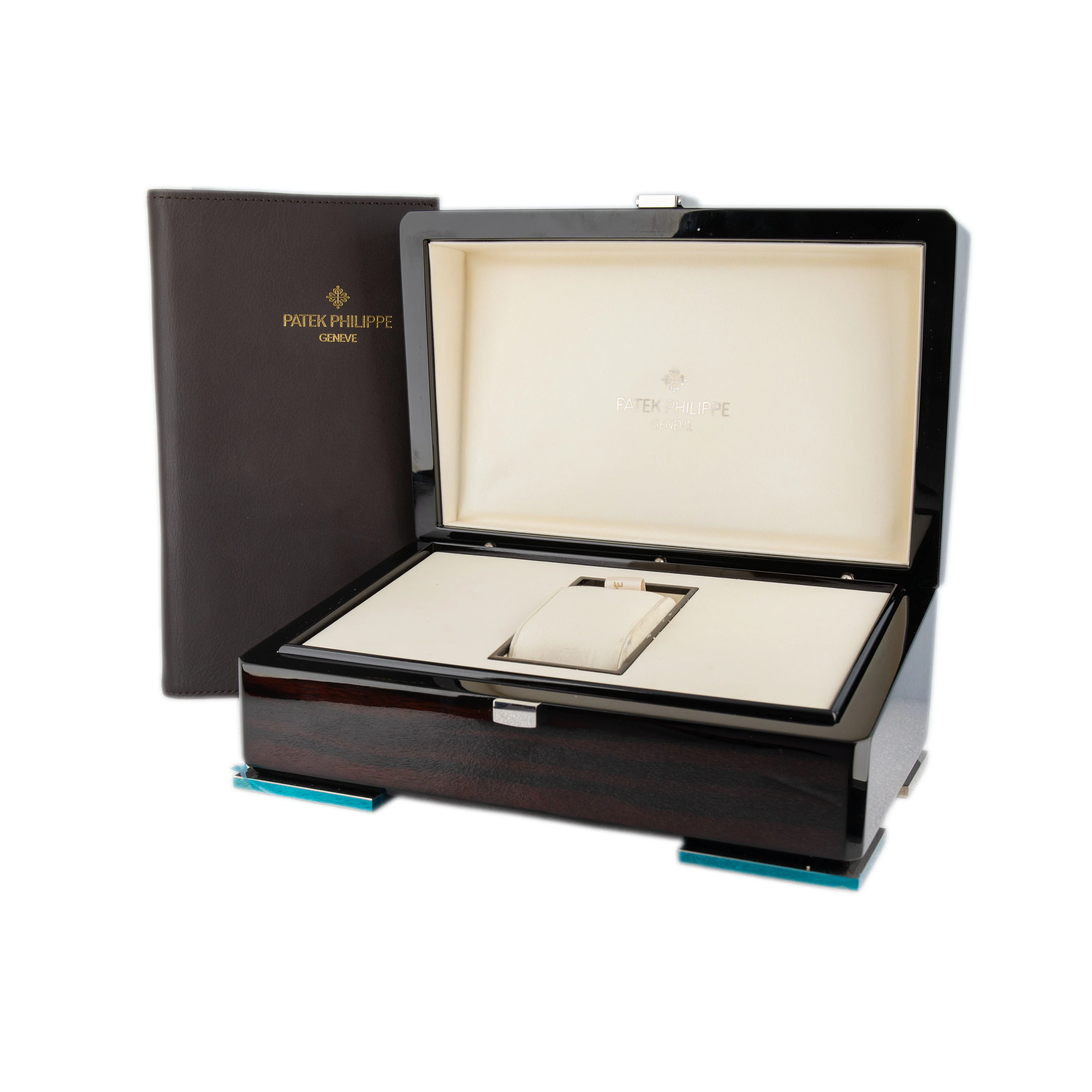 Patek Philippe Calatrava Date Rose Gold Silver Dial 39mm 5227R Full Set - Image 6